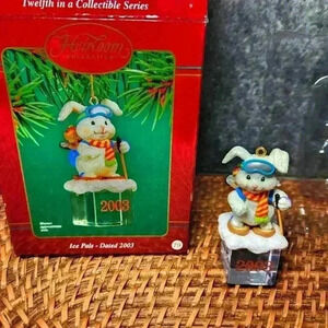 Heirloom Collection Ice Pals Christmas Series 2003 Ornament
